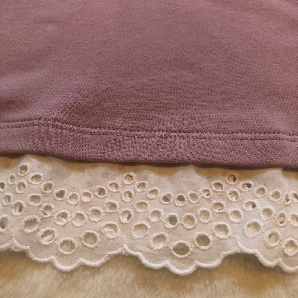 Croft & Barrow Long Sleeved Top with Lace Trim - Picture 3 of 8